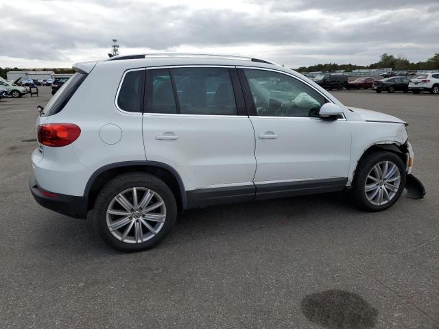 Photo 2 VIN: WVGBV7AX4GW588504 - VOLKSWAGEN TIGUAN S 