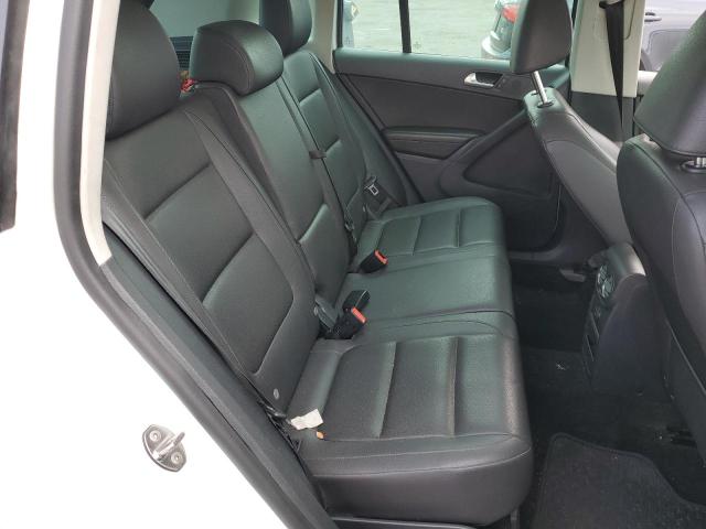 Photo 9 VIN: WVGBV7AX4GW588504 - VOLKSWAGEN TIGUAN S 