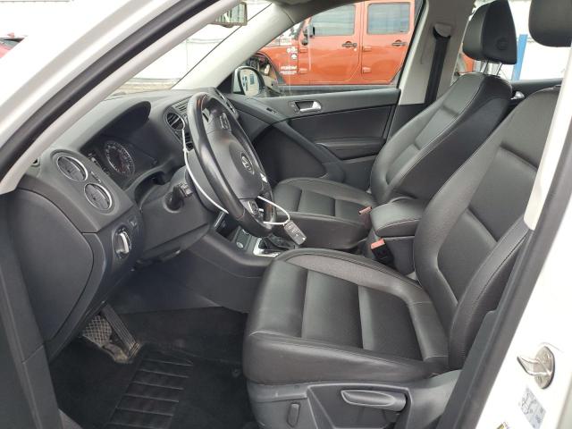 Photo 6 VIN: WVGBV7AX4HK038051 - VOLKSWAGEN TIGUAN S 