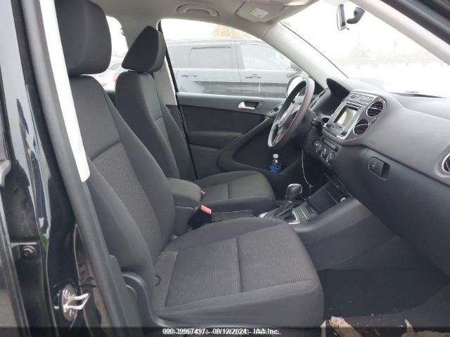 Photo 4 VIN: WVGBV7AX4HK043024 - VOLKSWAGEN TIGUAN 