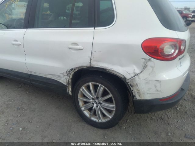 Photo 5 VIN: WVGBV7AX5BW557870 - VOLKSWAGEN TIGUAN 