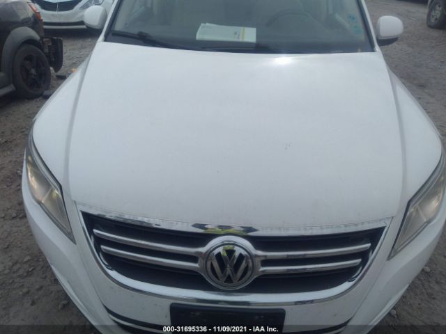 Photo 9 VIN: WVGBV7AX5BW557870 - VOLKSWAGEN TIGUAN 