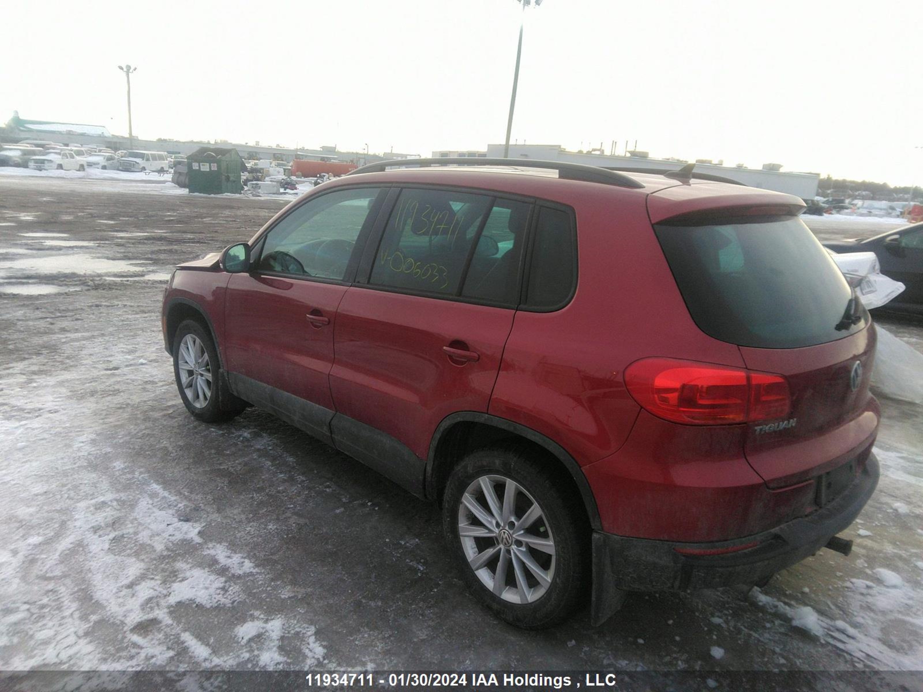 Photo 2 VIN: WVGBV7AX5CW006033 - VOLKSWAGEN TIGUAN 