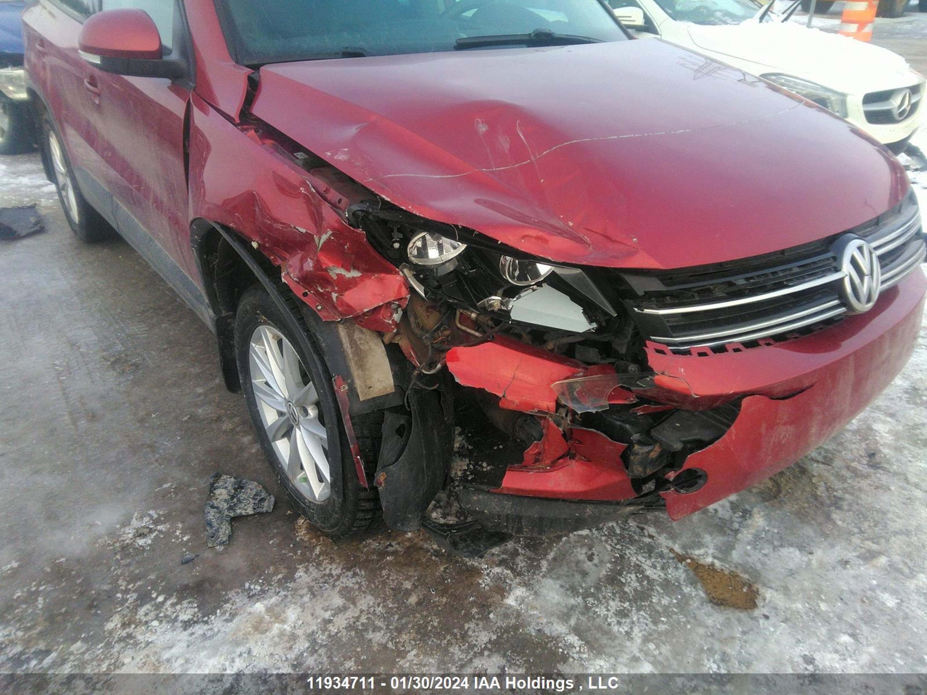 Photo 5 VIN: WVGBV7AX5CW006033 - VOLKSWAGEN TIGUAN 