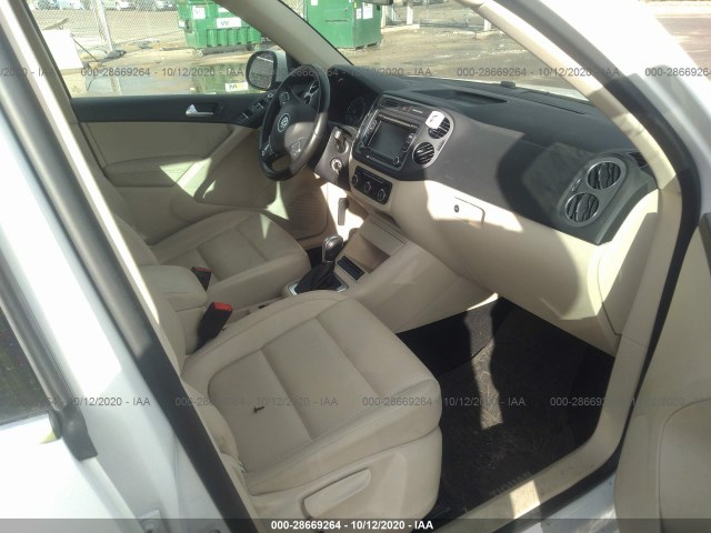 Photo 4 VIN: WVGBV7AX5CW541332 - VOLKSWAGEN TIGUAN 