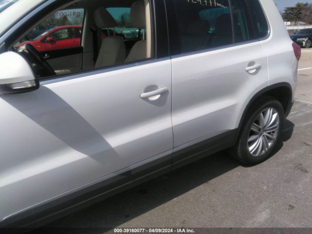 Photo 5 VIN: WVGBV7AX5CW583208 - VOLKSWAGEN TIGUAN 