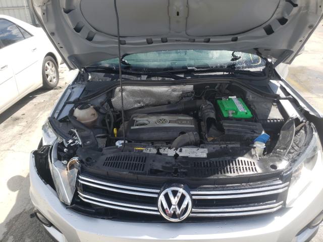 Photo 6 VIN: WVGBV7AX5FW537687 - VOLKSWAGEN TIGUAN 