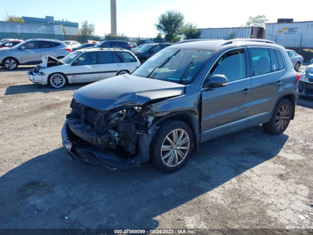 Photo 1 VIN: WVGBV7AX5FW565764 - VOLKSWAGEN TIGUAN SE 