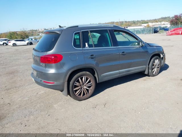 Photo 3 VIN: WVGBV7AX5FW565764 - VOLKSWAGEN TIGUAN SE 