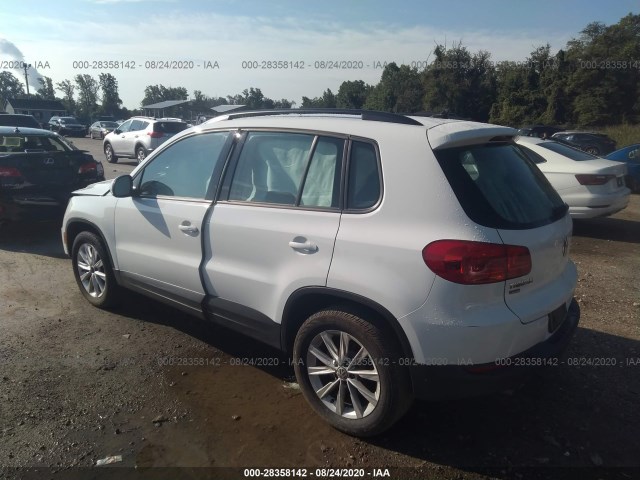 Photo 2 VIN: WVGBV7AX5JK004772 - VOLKSWAGEN TIGUAN LIMITED 