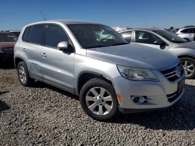 Photo 3 VIN: WVGBV7AX6AW523838 - VOLKSWAGEN TIGUAN SE 