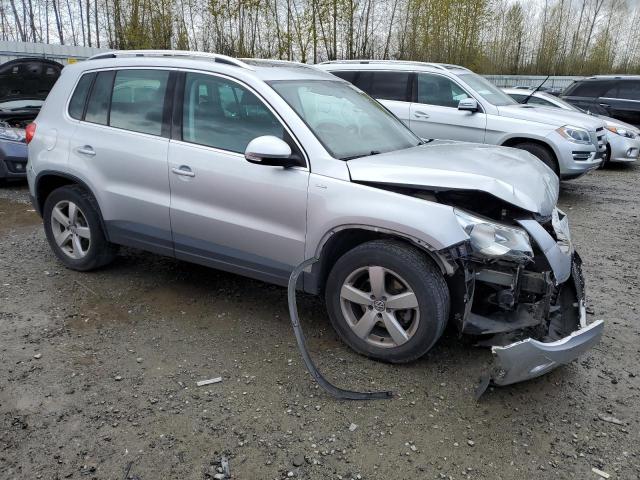 Photo 3 VIN: WVGBV7AX6AW526951 - VOLKSWAGEN TIGUAN 