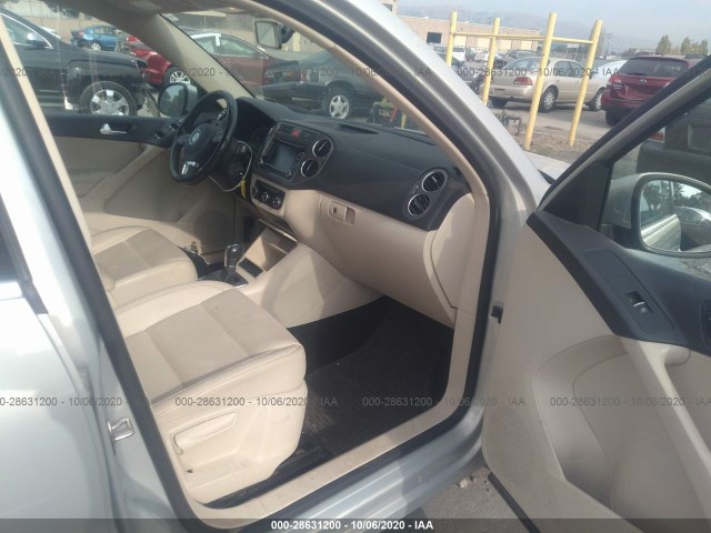 Photo 4 VIN: WVGBV7AX6BW551737 - VOLKSWAGEN TIGUAN 