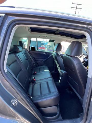 Photo 5 VIN: WVGBV7AX6CW101734 - VOLKSWAGEN TIGUAN S 