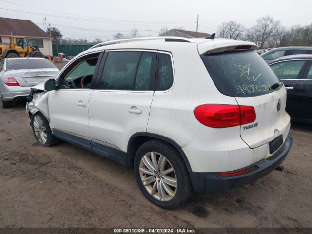 Photo 2 VIN: WVGBV7AX6CW552565 - VOLKSWAGEN TIGUAN 