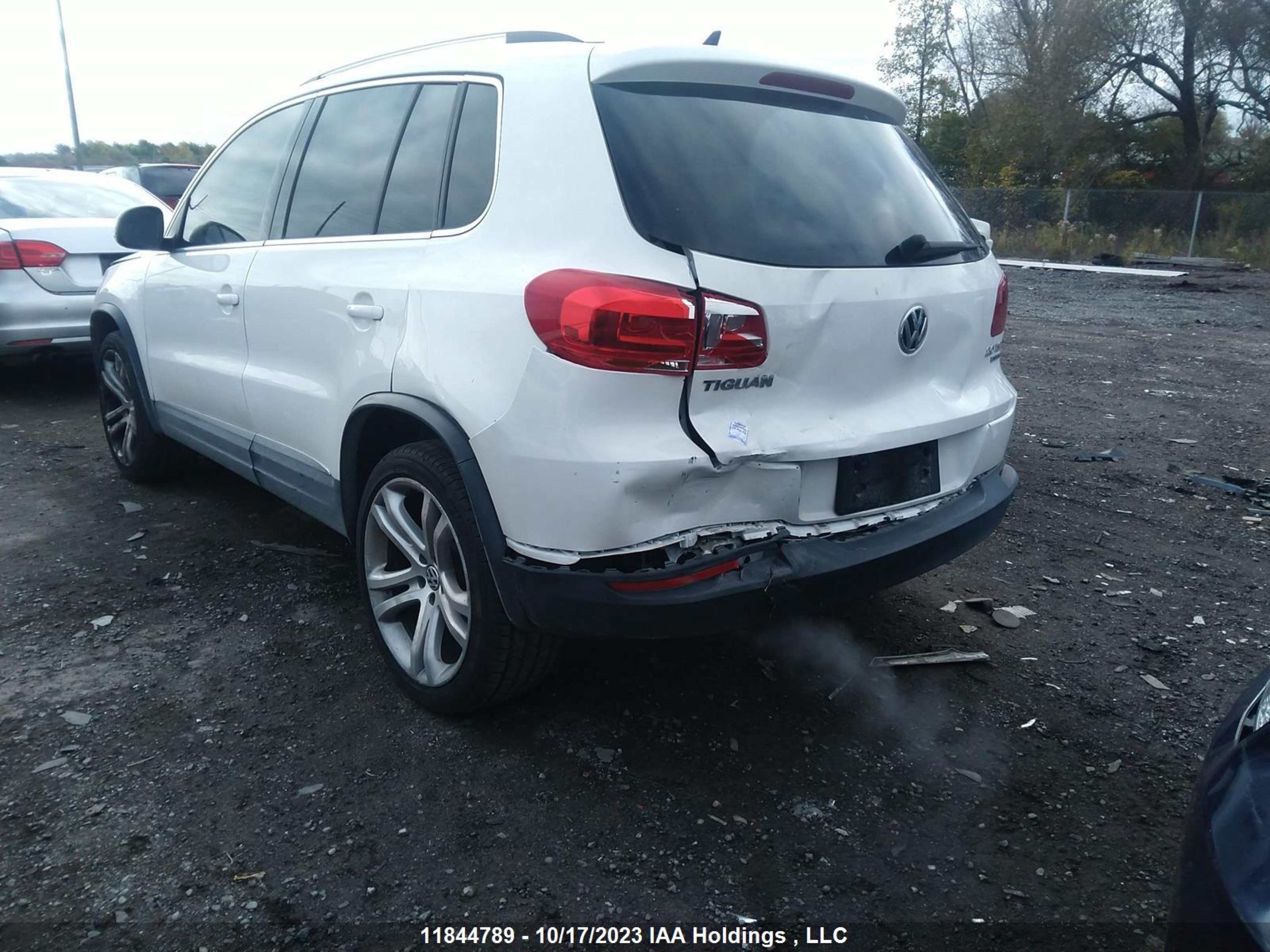 Photo 5 VIN: WVGBV7AX6CW578342 - VOLKSWAGEN TIGUAN 