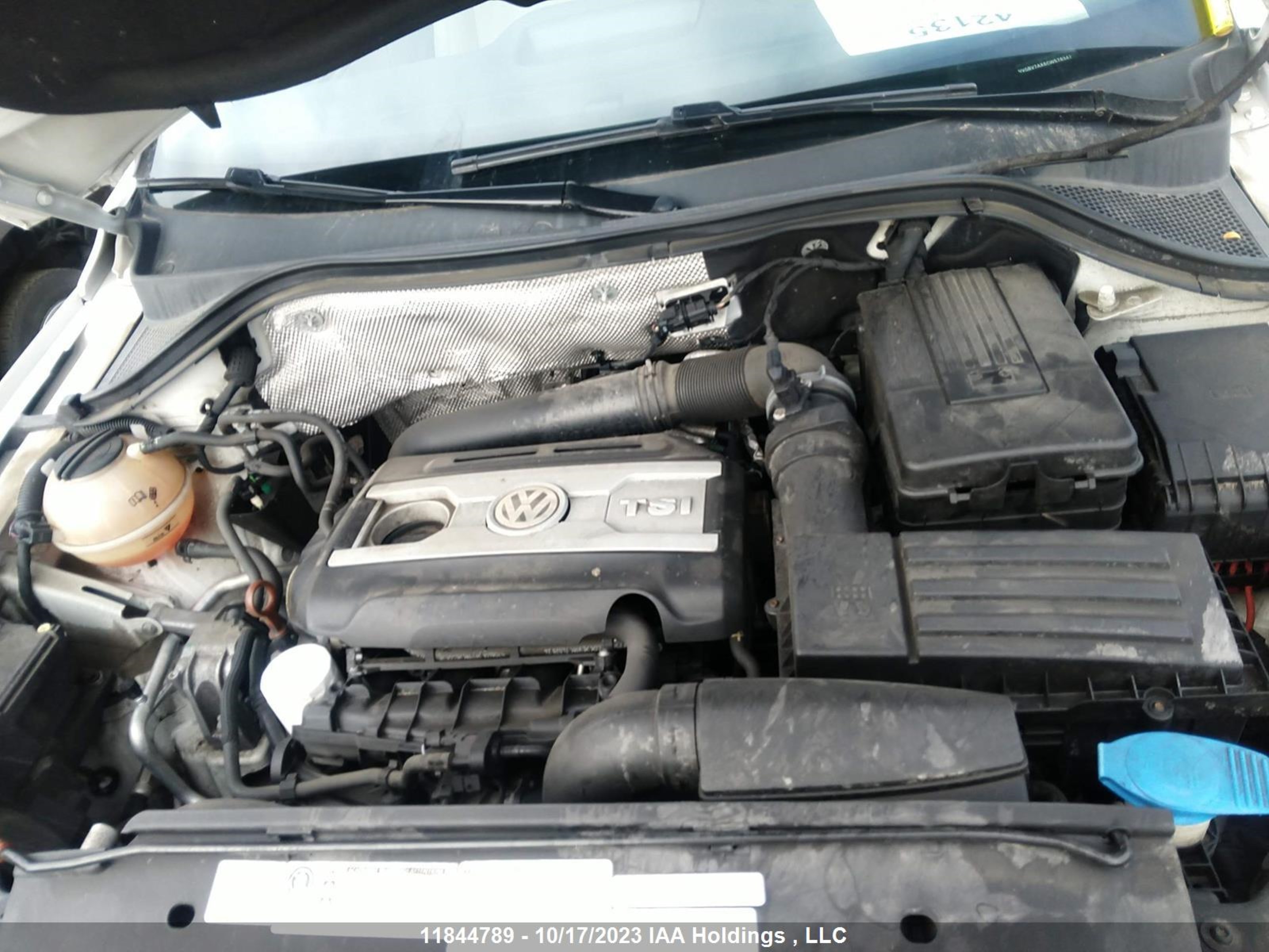 Photo 9 VIN: WVGBV7AX6CW578342 - VOLKSWAGEN TIGUAN 