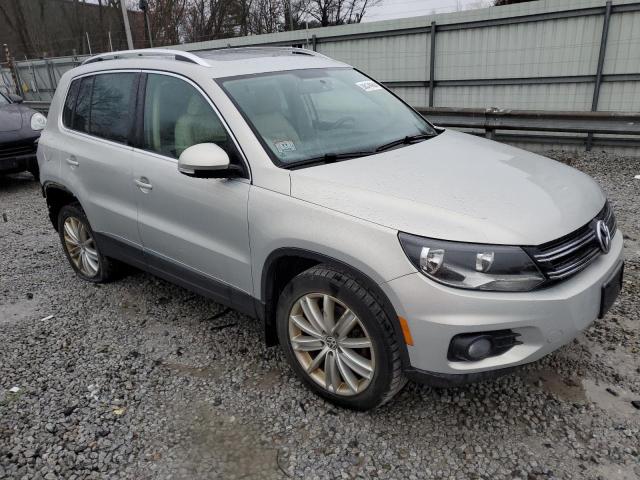 Photo 3 VIN: WVGBV7AX6DW534388 - VOLKSWAGEN TIGUAN 