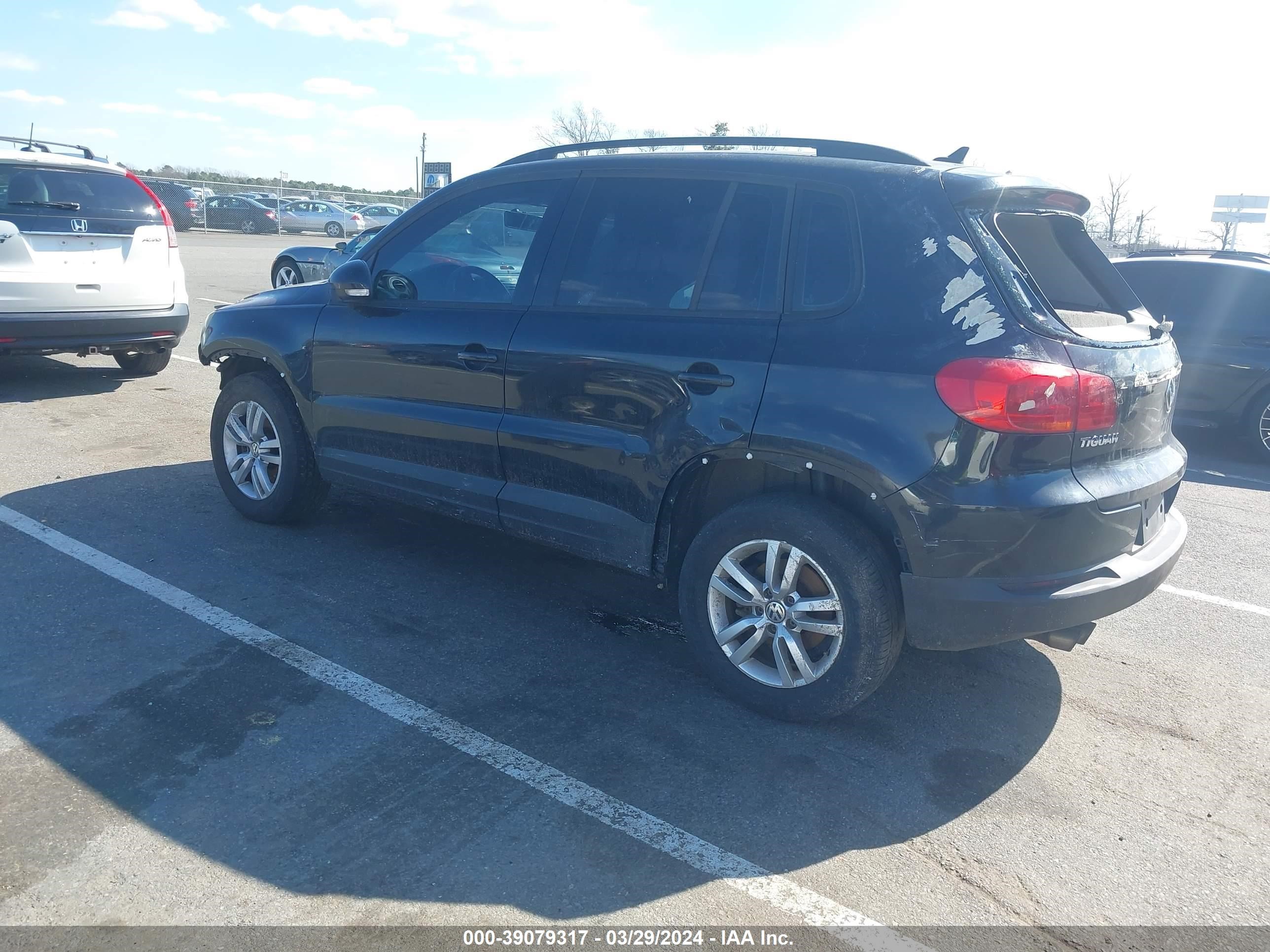 Photo 2 VIN: WVGBV7AX6FW520784 - VOLKSWAGEN TIGUAN 