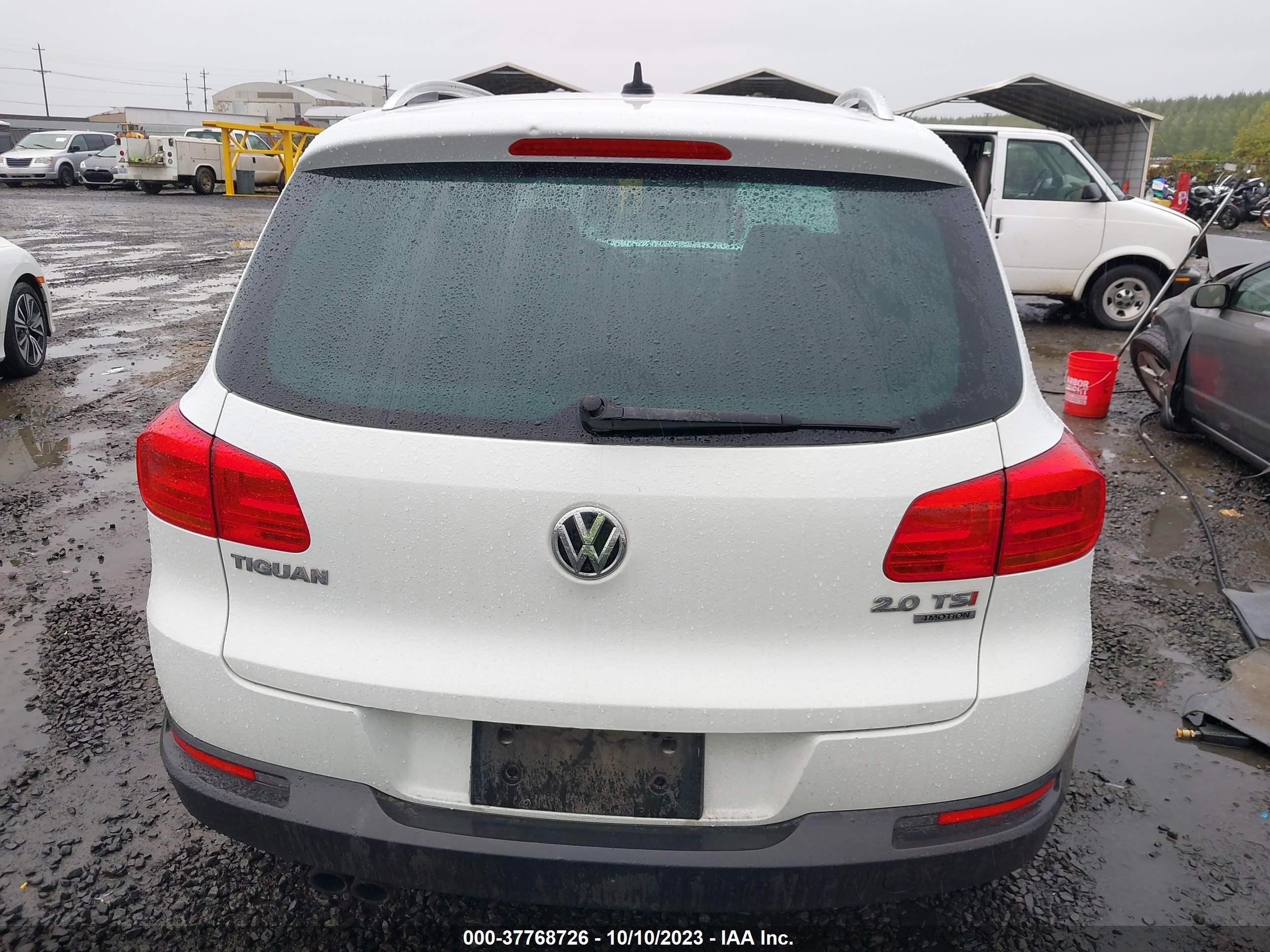 Photo 16 VIN: WVGBV7AX6FW554692 - VOLKSWAGEN TIGUAN 