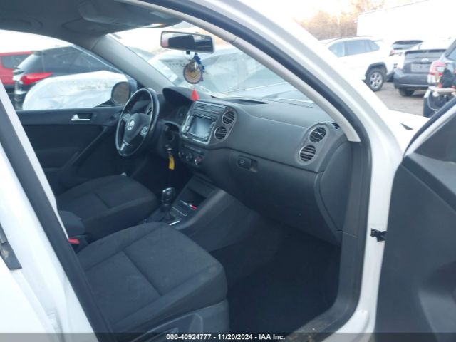 Photo 4 VIN: WVGBV7AX6FW611733 - VOLKSWAGEN TIGUAN 