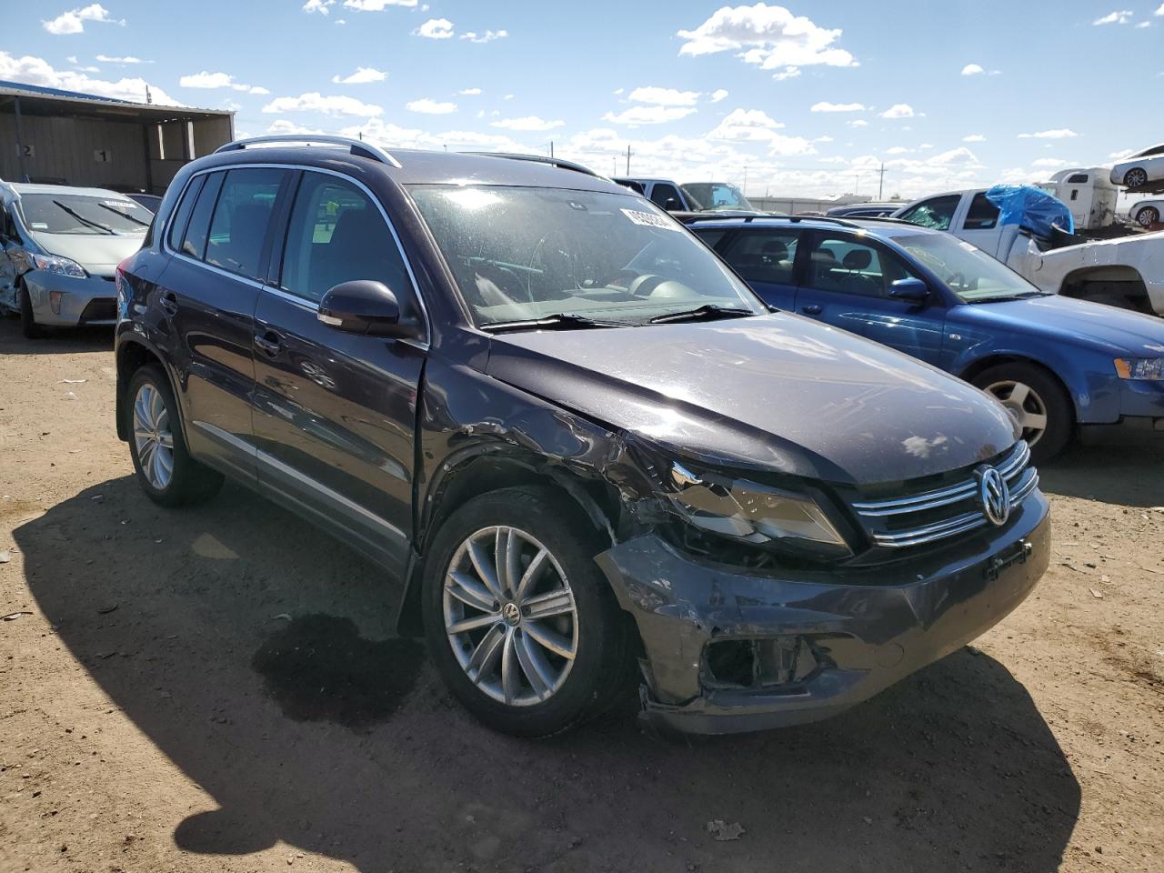 Photo 3 VIN: WVGBV7AX6GW568383 - VOLKSWAGEN TIGUAN 