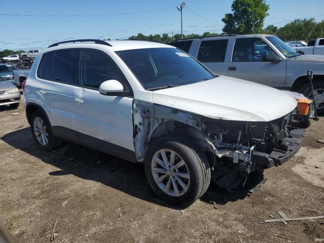 Photo 3 VIN: WVGBV7AX6HK044319 - VOLKSWAGEN TIGUAN S 