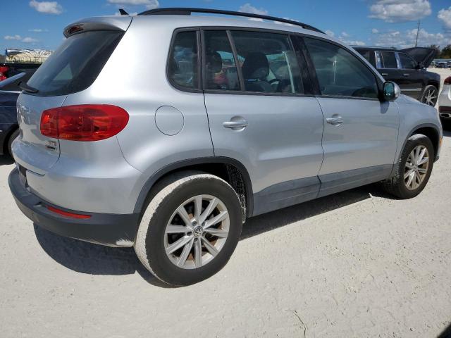 Photo 2 VIN: WVGBV7AX6HK046300 - VOLKSWAGEN TIGUAN S 