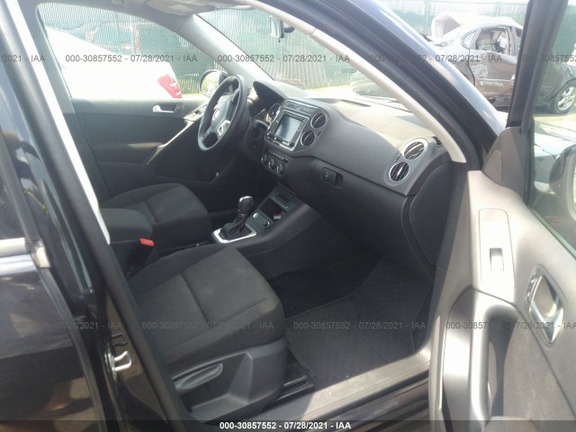 Photo 4 VIN: WVGBV7AX6JK001380 - VOLKSWAGEN TIGUAN 