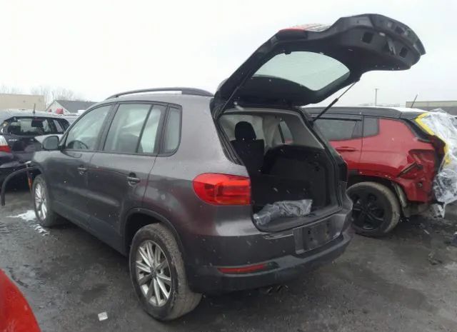 Photo 2 VIN: WVGBV7AX6JK004621 - VOLKSWAGEN TIGUAN LIMITED 