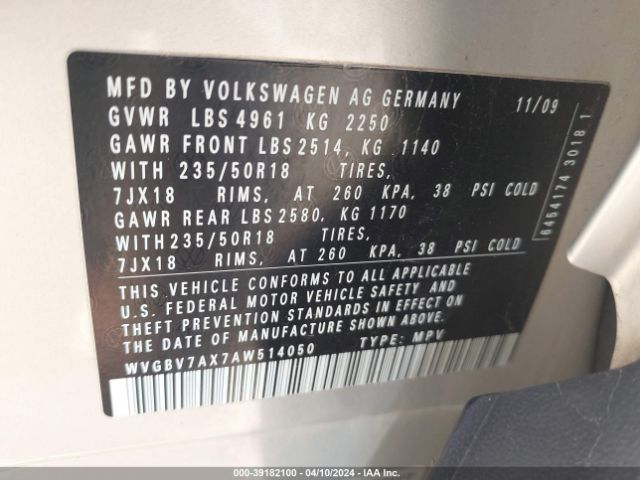 Photo 8 VIN: WVGBV7AX7AW514050 - VOLKSWAGEN TIGUAN 