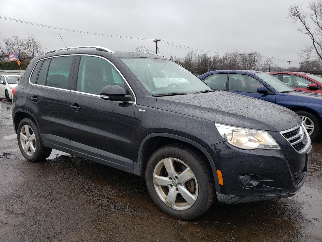 Photo 3 VIN: WVGBV7AX7AW522892 - VOLKSWAGEN TIGUAN 