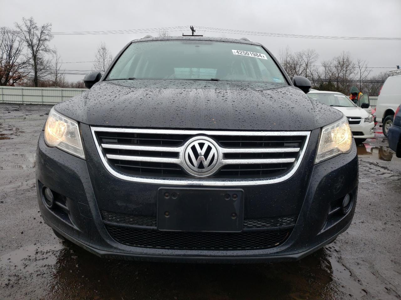 Photo 4 VIN: WVGBV7AX7AW522892 - VOLKSWAGEN TIGUAN 