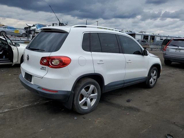 Photo 2 VIN: WVGBV7AX7AW528563 - VOLKSWAGEN TIGUAN SE 