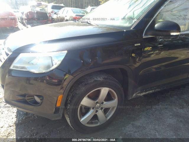 Photo 5 VIN: WVGBV7AX7AW537117 - VOLKSWAGEN TIGUAN 