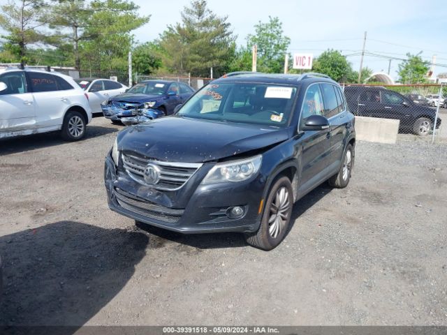 Photo 1 VIN: WVGBV7AX7BW555926 - VOLKSWAGEN TIGUAN 