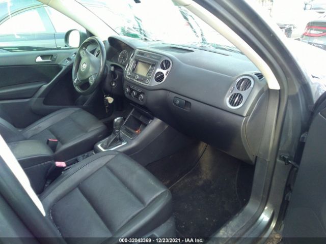 Photo 4 VIN: WVGBV7AX7CW003022 - VOLKSWAGEN TIGUAN 