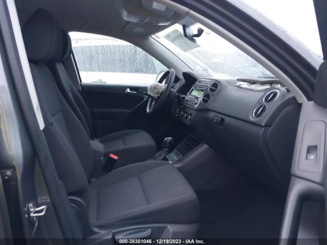 Photo 4 VIN: WVGBV7AX7CW005028 - VOLKSWAGEN TIGUAN 