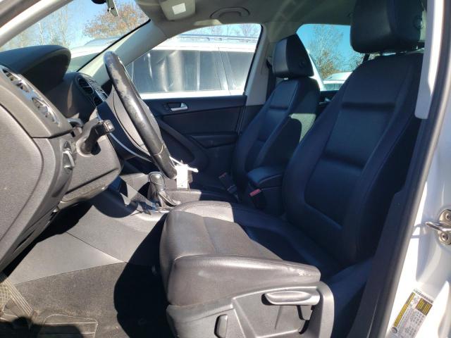 Photo 6 VIN: WVGBV7AX7CW558231 - VOLKSWAGEN TIGUAN 