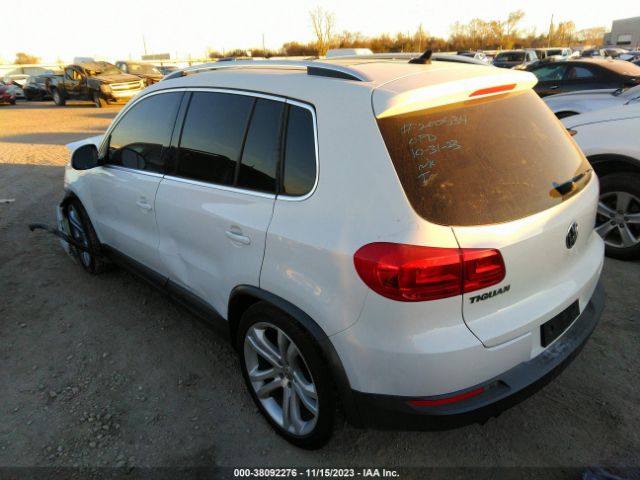 Photo 2 VIN: WVGBV7AX7CW598146 - VOLKSWAGEN TIGUAN 