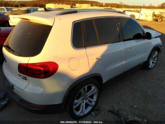 Photo 3 VIN: WVGBV7AX7CW598146 - VOLKSWAGEN TIGUAN 