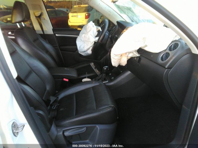 Photo 4 VIN: WVGBV7AX7CW598146 - VOLKSWAGEN TIGUAN 