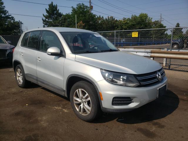 Photo 0 VIN: WVGBV7AX7CW608609 - VOLKSWAGEN TIGUAN S 