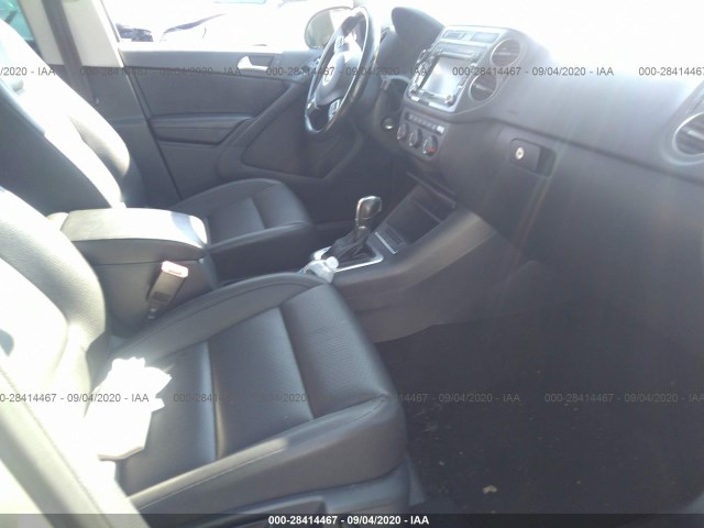 Photo 4 VIN: WVGBV7AX7DW549319 - VOLKSWAGEN TIGUAN 