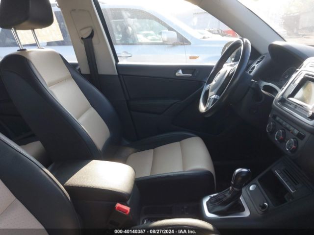 Photo 4 VIN: WVGBV7AX7GW576010 - VOLKSWAGEN TIGUAN 