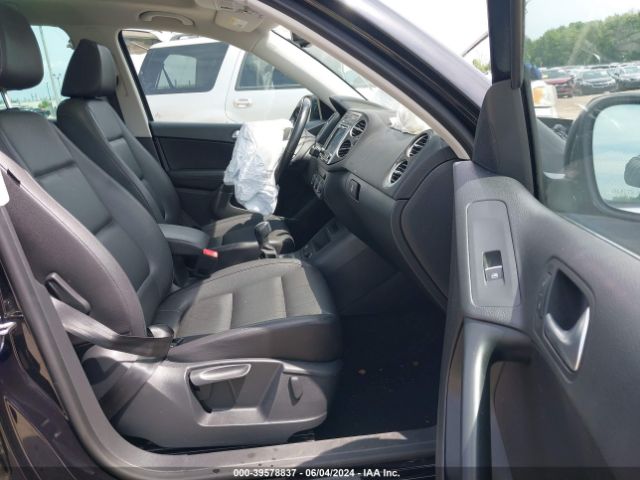 Photo 4 VIN: WVGBV7AX7GW586715 - VOLKSWAGEN TIGUAN 