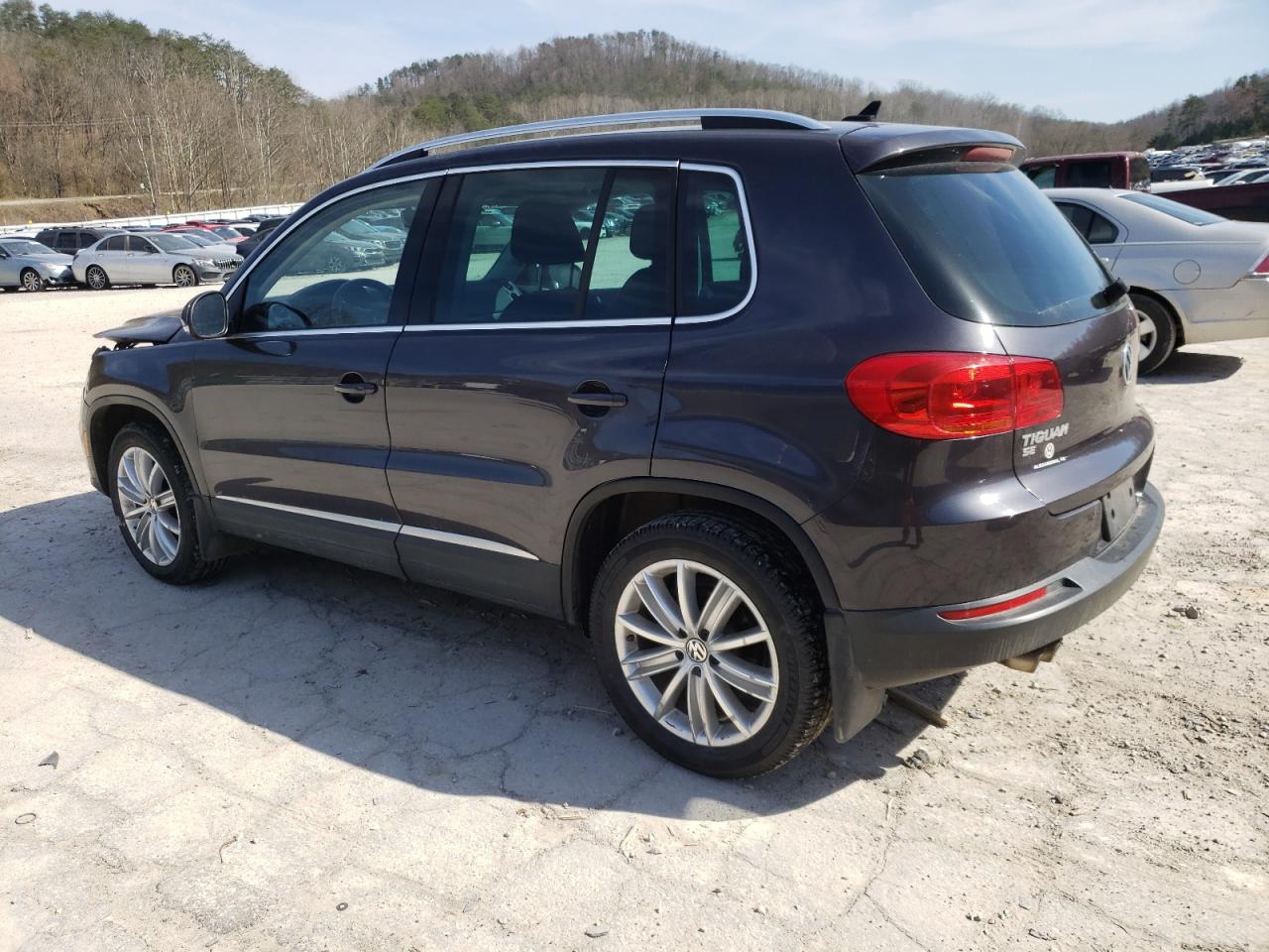 Photo 1 VIN: WVGBV7AX7GW588500 - VOLKSWAGEN TIGUAN 