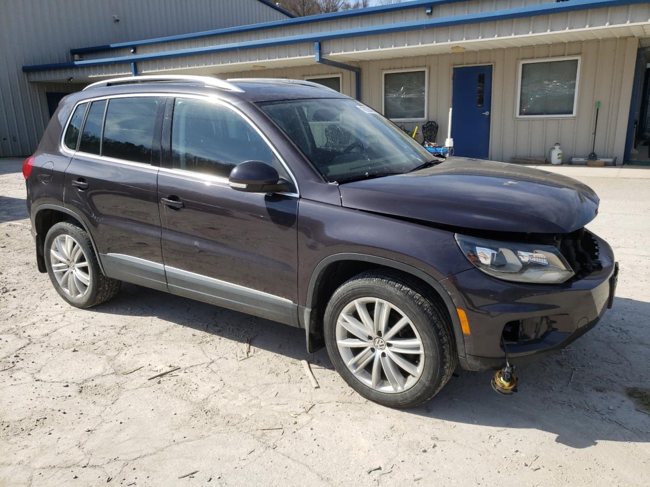 Photo 3 VIN: WVGBV7AX7GW588500 - VOLKSWAGEN TIGUAN 