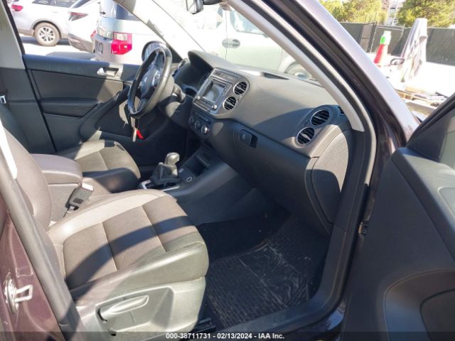 Photo 4 VIN: WVGBV7AX7GW590196 - VOLKSWAGEN TIGUAN 