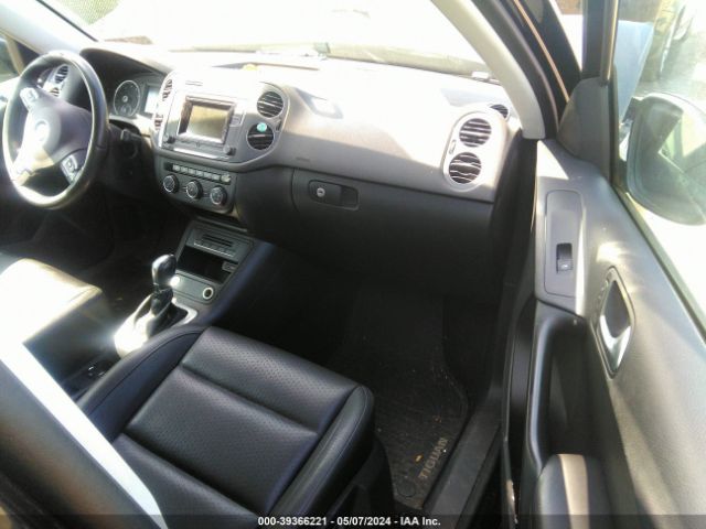 Photo 4 VIN: WVGBV7AX7GW609474 - VOLKSWAGEN TIGUAN 